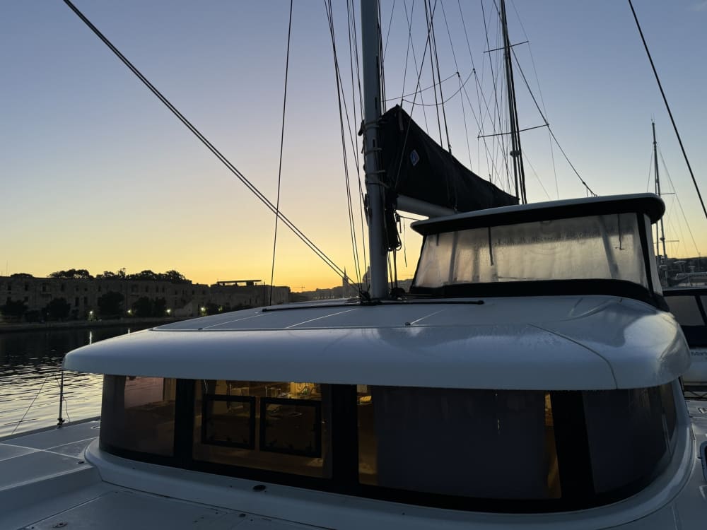 Een dag vol magie in Sliema op een catamaran.
