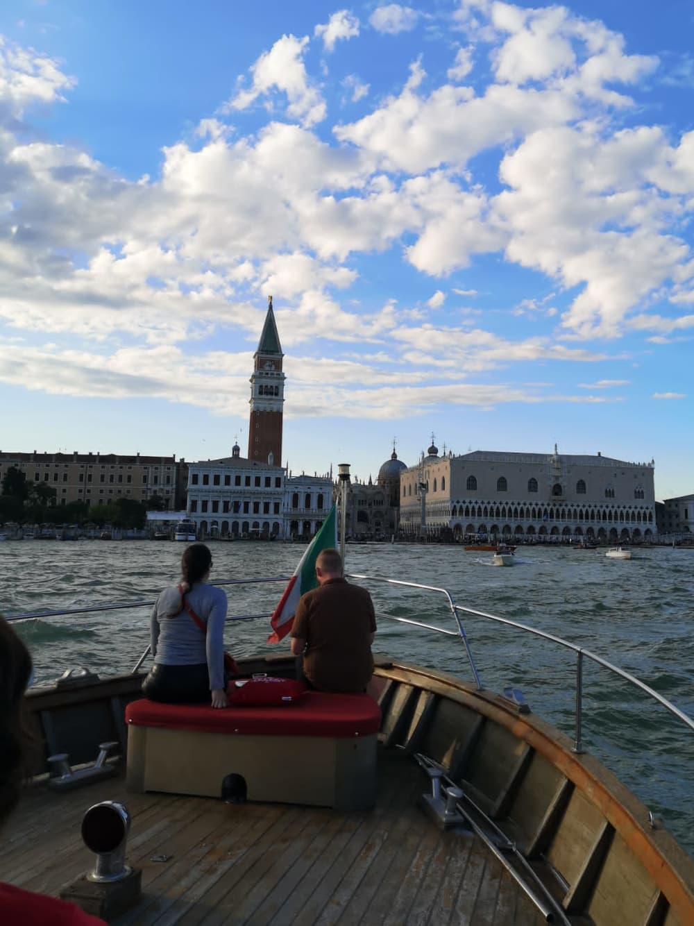 Exclusive dinner on a boat on San Marco
