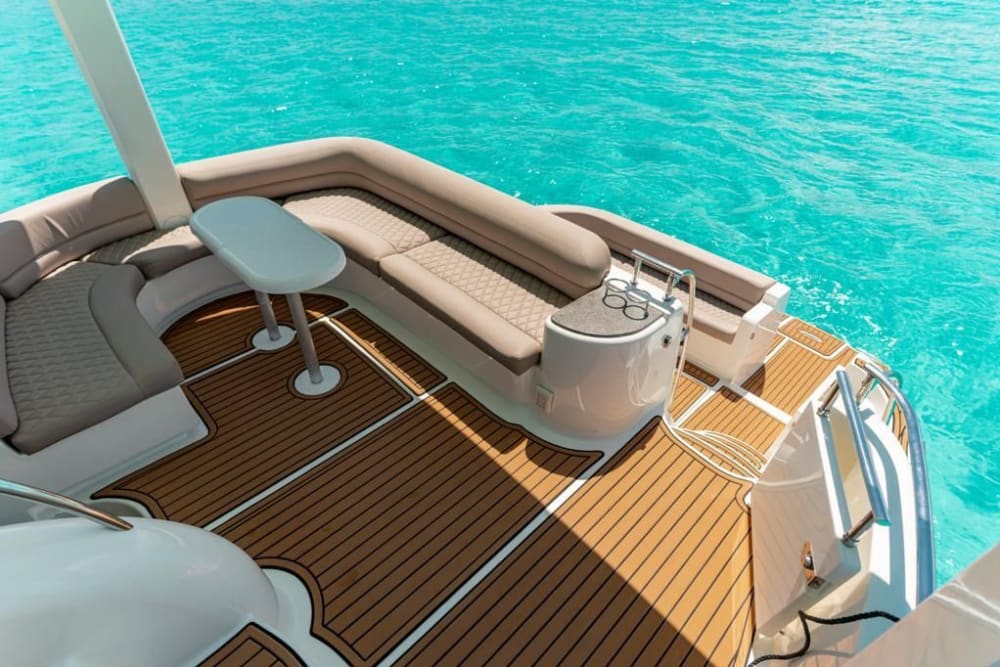 Scoprite Cancún come mai prima d'ora a bordo di un motoscafo.