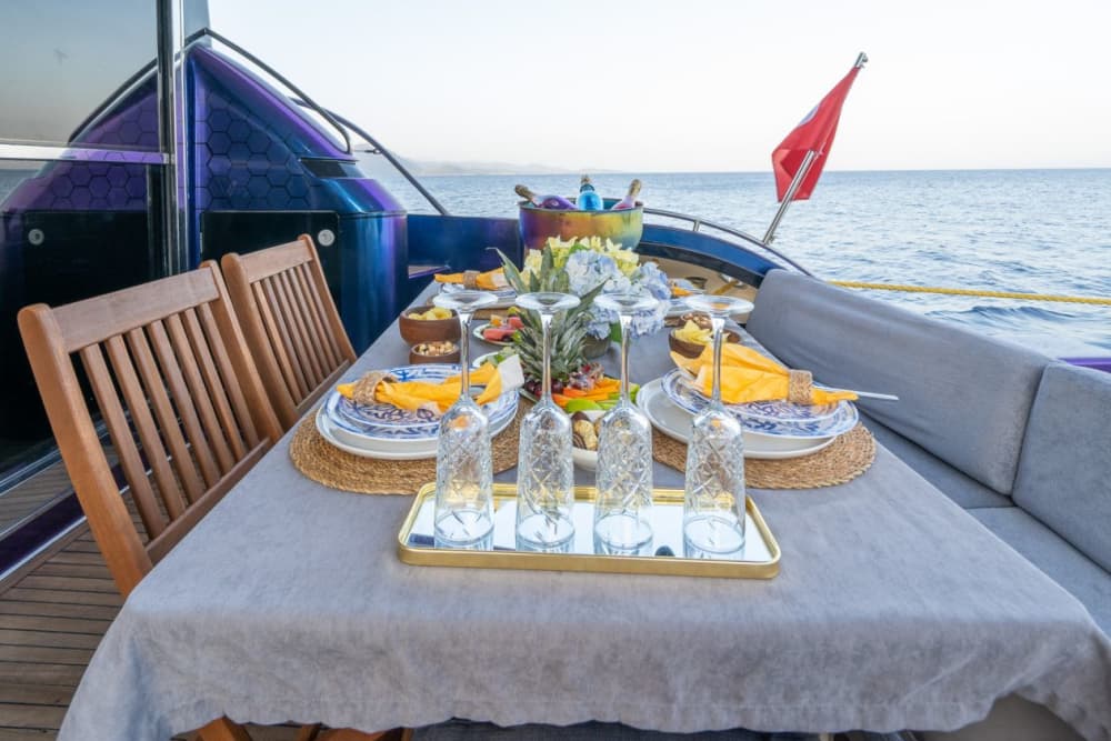 Ολοήμερη εκδρομή / Princess Yachts