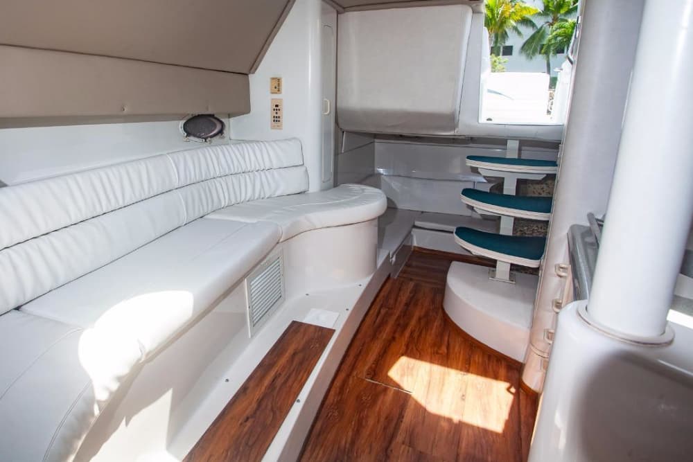 Découvrez Cancún comme jamais auparavant à bord d'un bateau à moteur