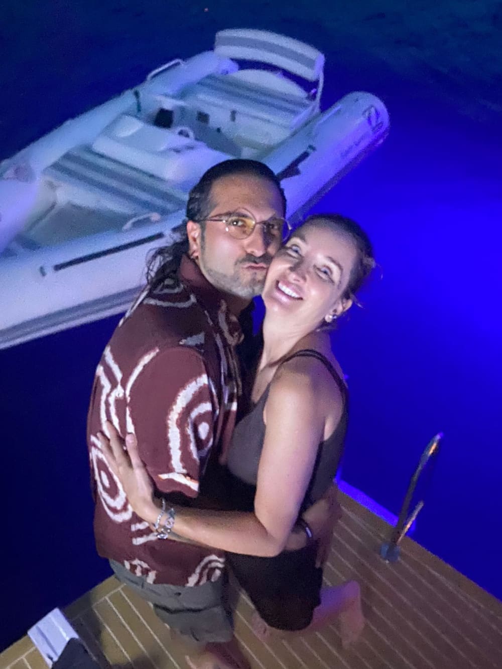 Concedetevi un momento di lusso a La Spezia trascorrendo un'intera giornata su uno yacht a motore.