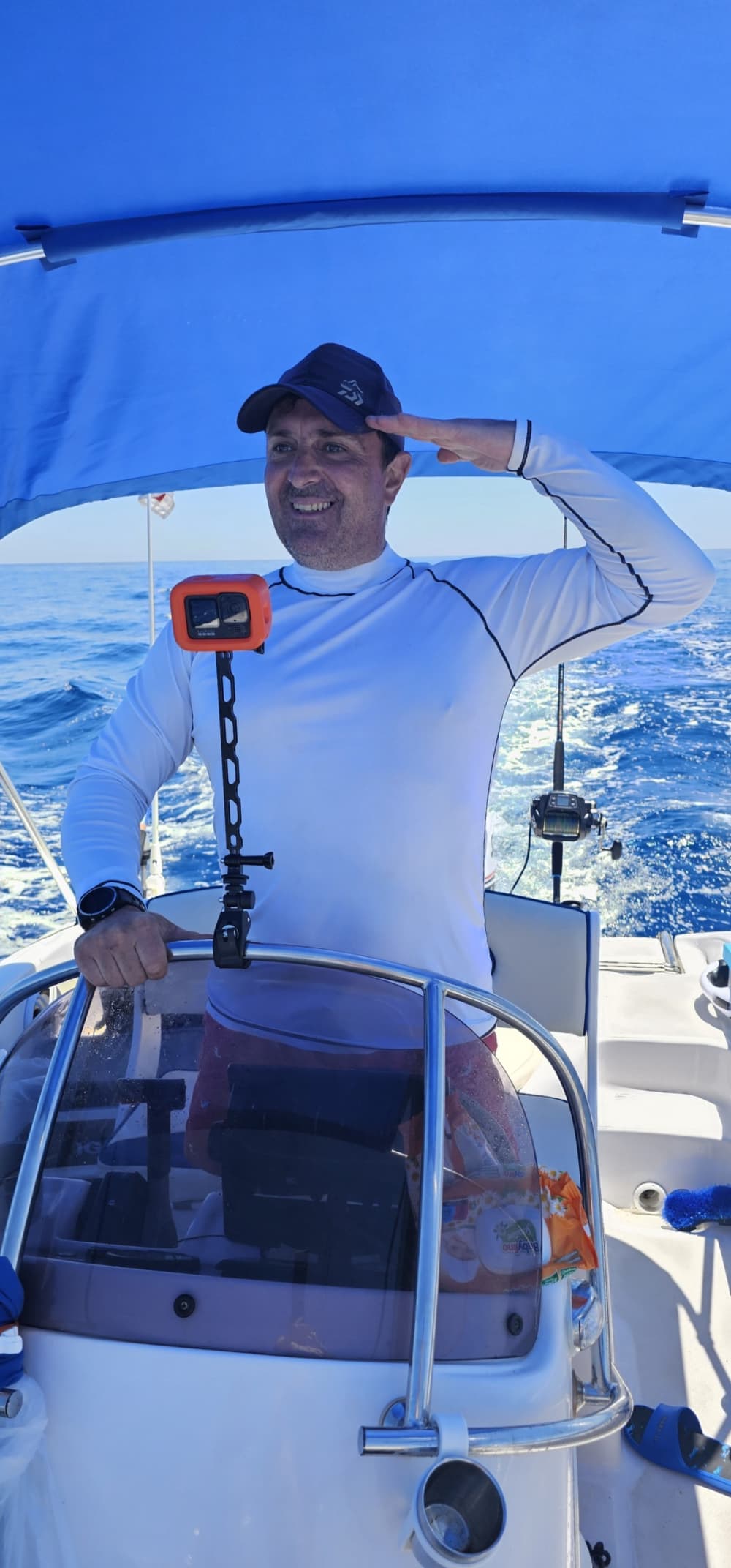 Prenez une demi-journée pour vous détendre sur un bateau à moteur à Saint Julian's.