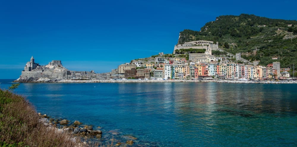 Ontdek La Spezia in één dag: het ware Dolce Vita op een motorboot.