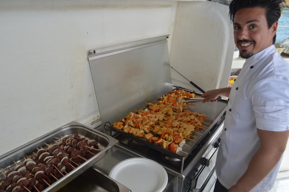 Całodniowy rejs katamaranem ze Sliemy – odkryj Maltę drogą morską