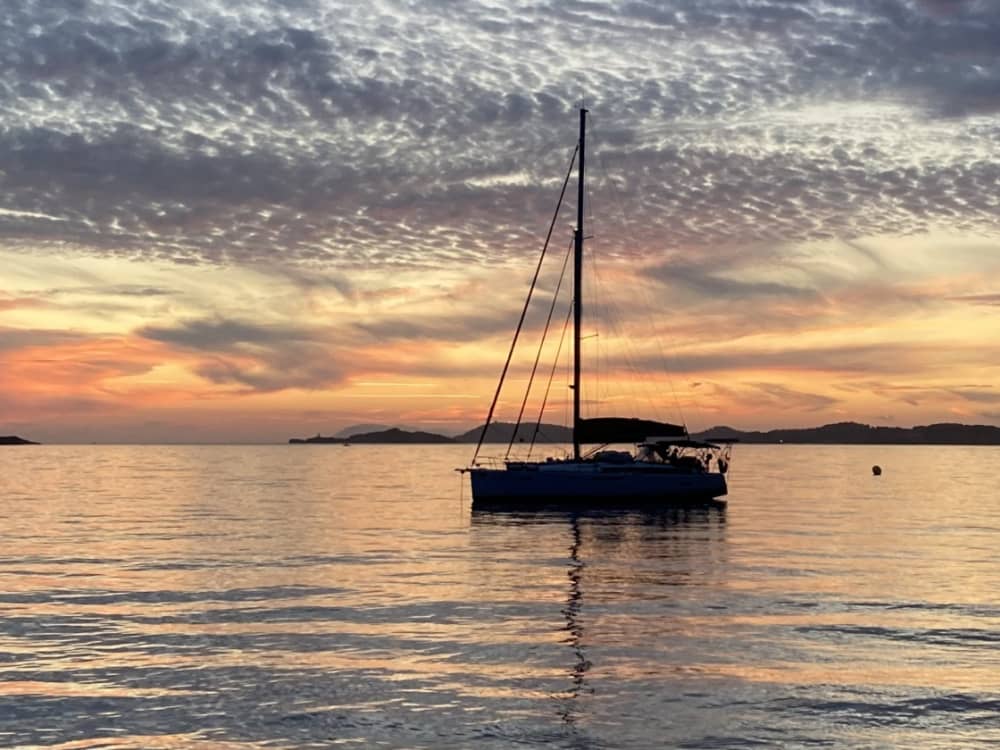 Ganztägige Katamaranvermietung in Hyères