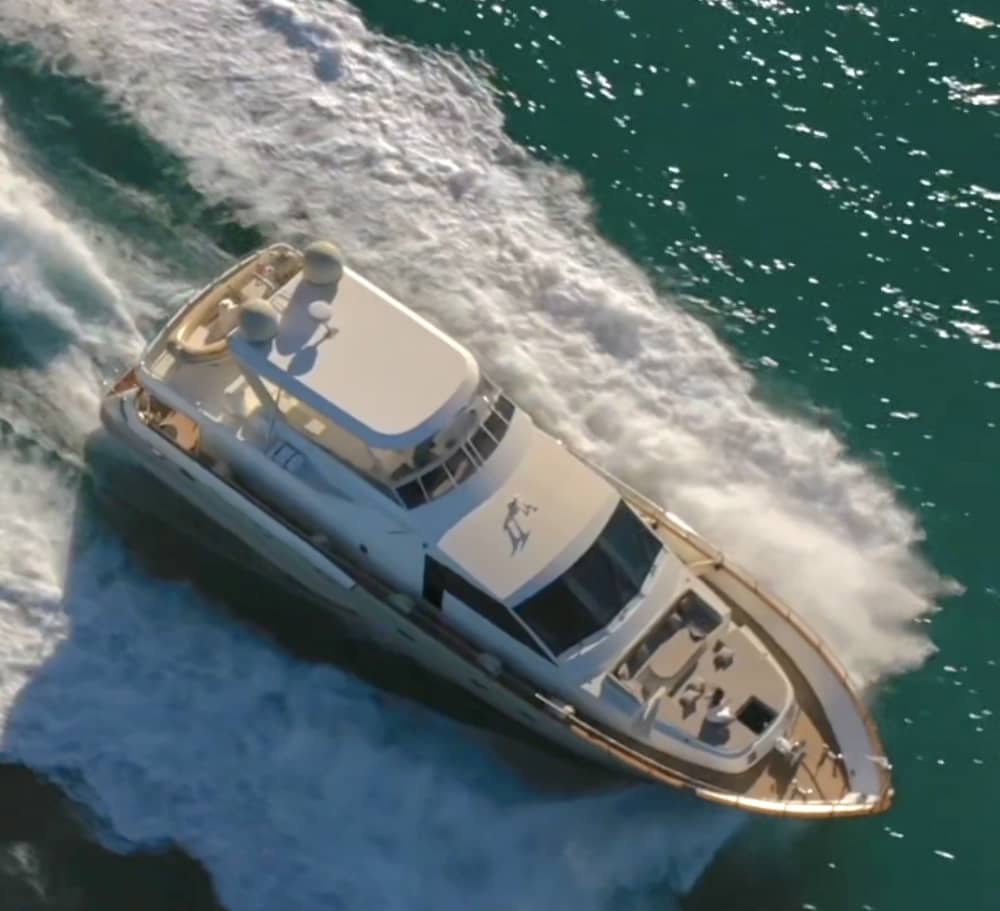 BOATPARTY CAPRI: Exklusive Events an Bord einer luxuriösen Yacht in Capri