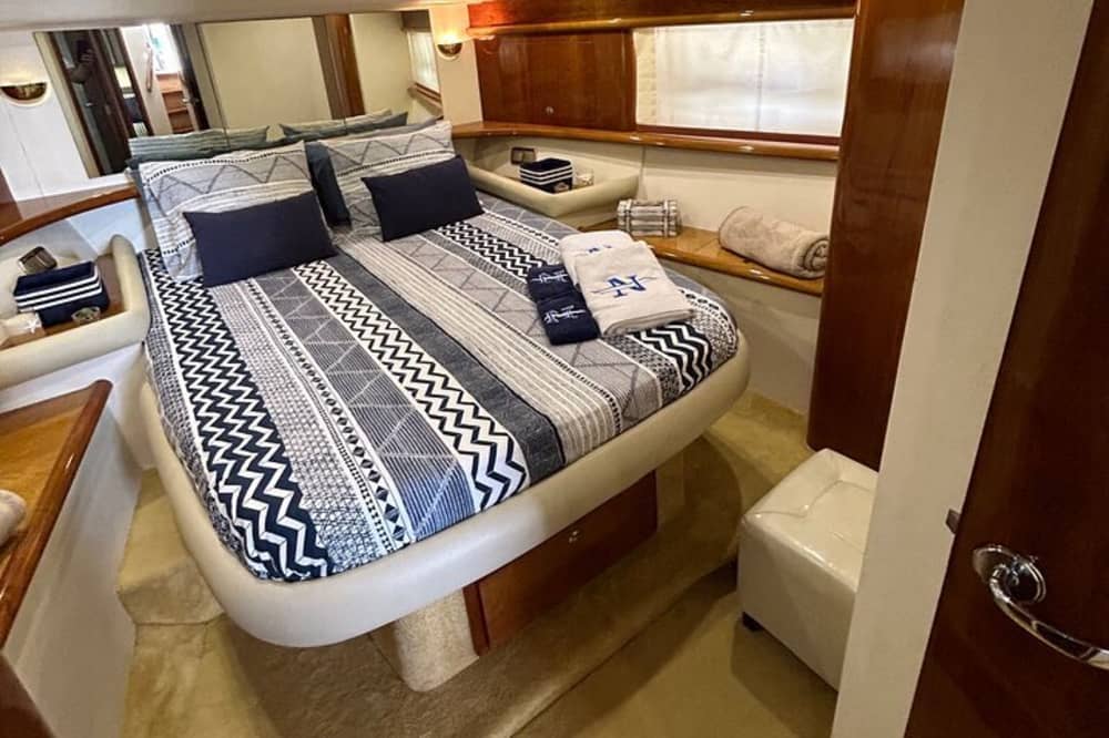 Descubre Sanxenxo en lancha motora durante 8 horas.