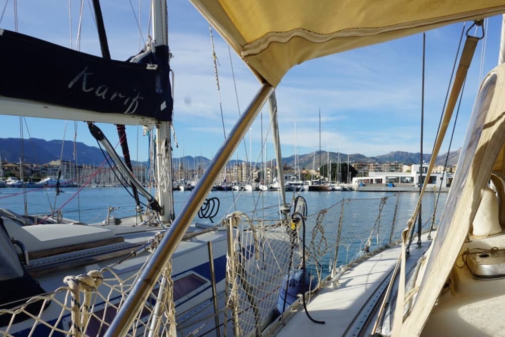 Un día para descubrir Castellammare del Golfo: la verdadera Dolce Vita en un velero