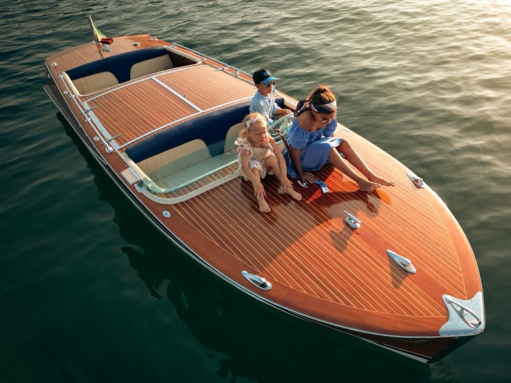 Lago di Como in barca: un'esperienza esclusiva.