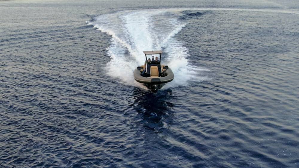 Jouw dag op Rhodos: Huur een motorboot voor een dag vol ontdekkingen.
