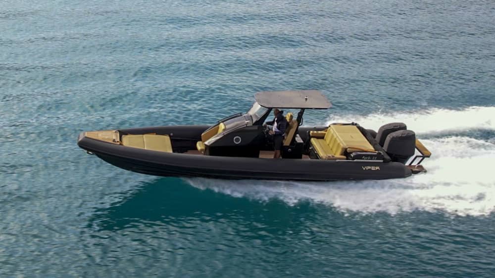 Jouw dag op Rhodos: Huur een motorboot voor een dag vol ontdekkingen.