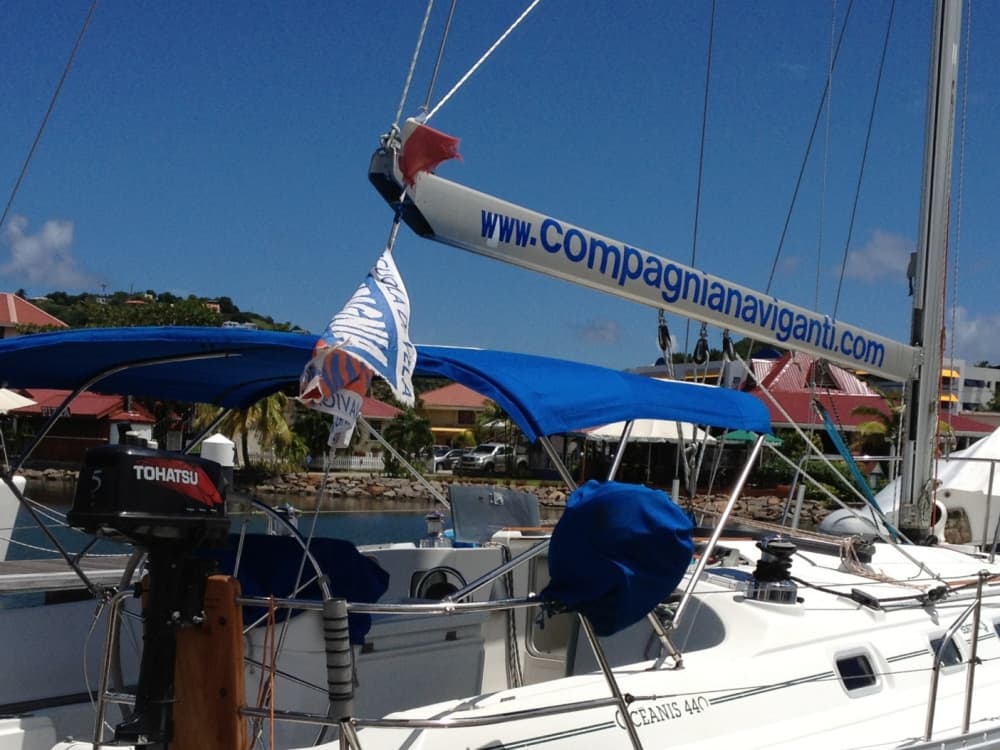 Escursione in barca a vela di un'intera giornata a Rodney Bay.