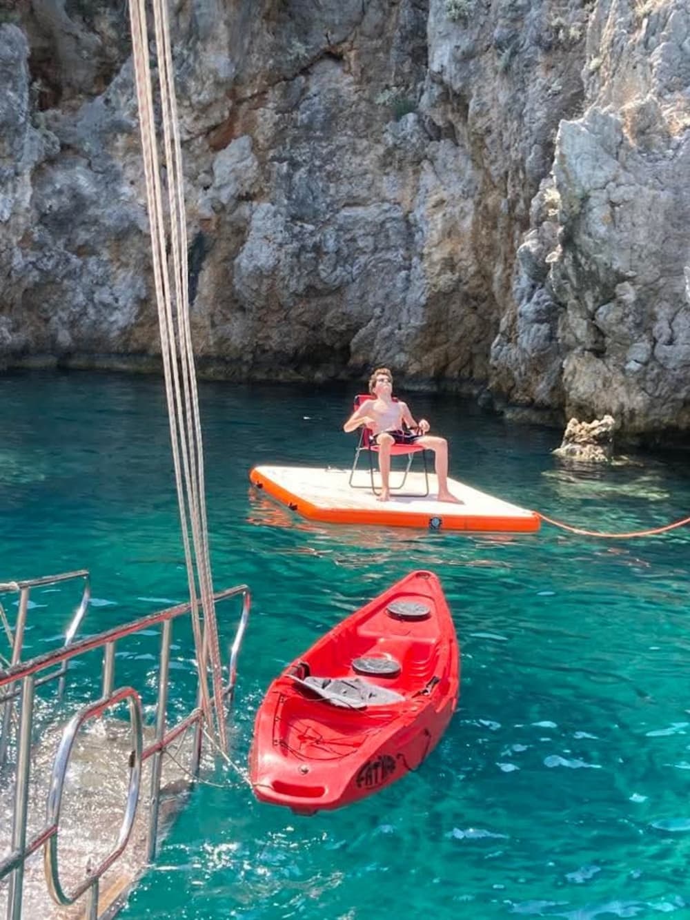 Enjoy the sun on a 7h30 boat trip in Fethiye