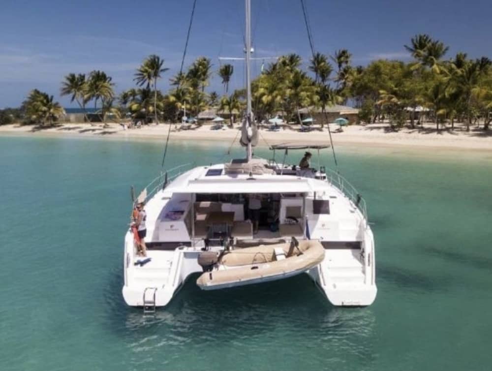 Halbtägige Katamaran-Expedition: Entdecken Sie Grace Bay, Iguana Island, Half Moon Bay und mehr