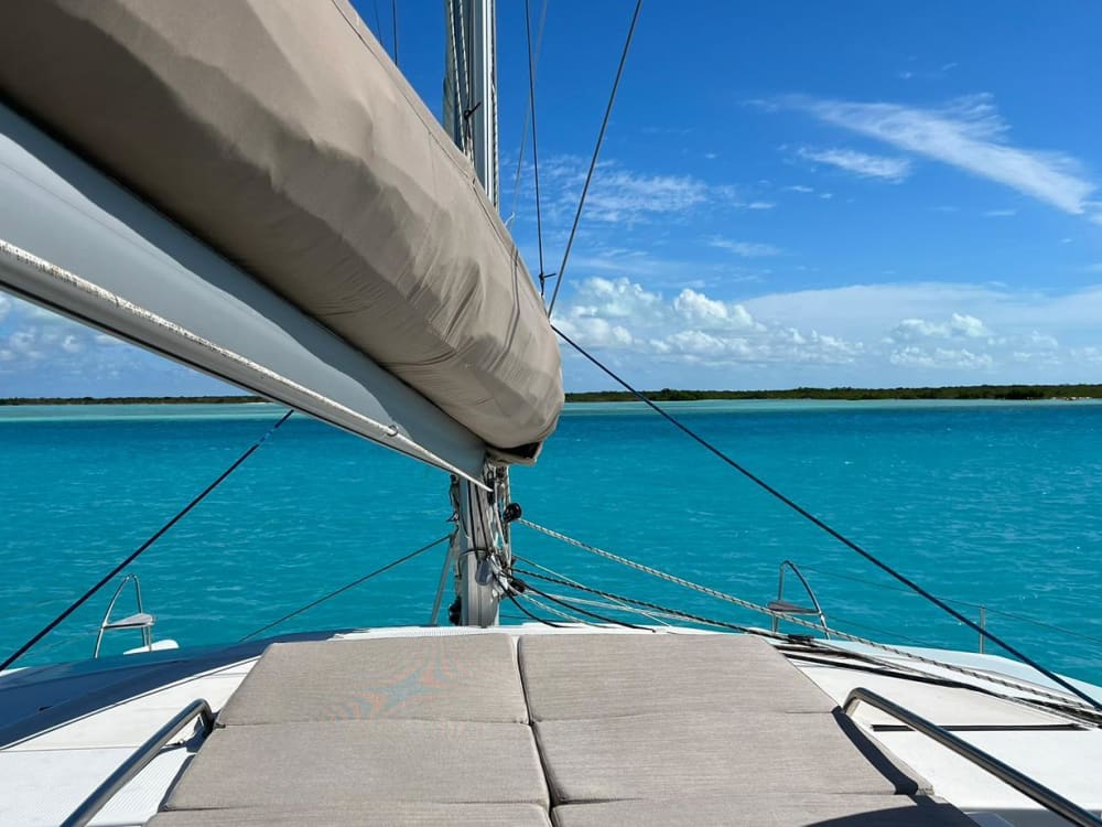 Halbtägige Katamaran-Expedition: Entdecken Sie Grace Bay, Iguana Island, Half Moon Bay und mehr