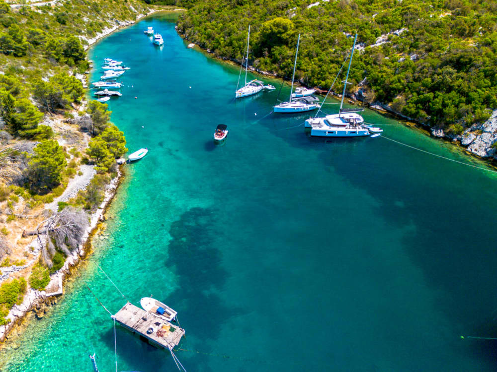 Ολοήμερη εκδρομή με σκάφος στη Γαλάζια Λιμνοθάλασσα και την ιδιωτική εκδρομή με σκάφος στη Σόλτα