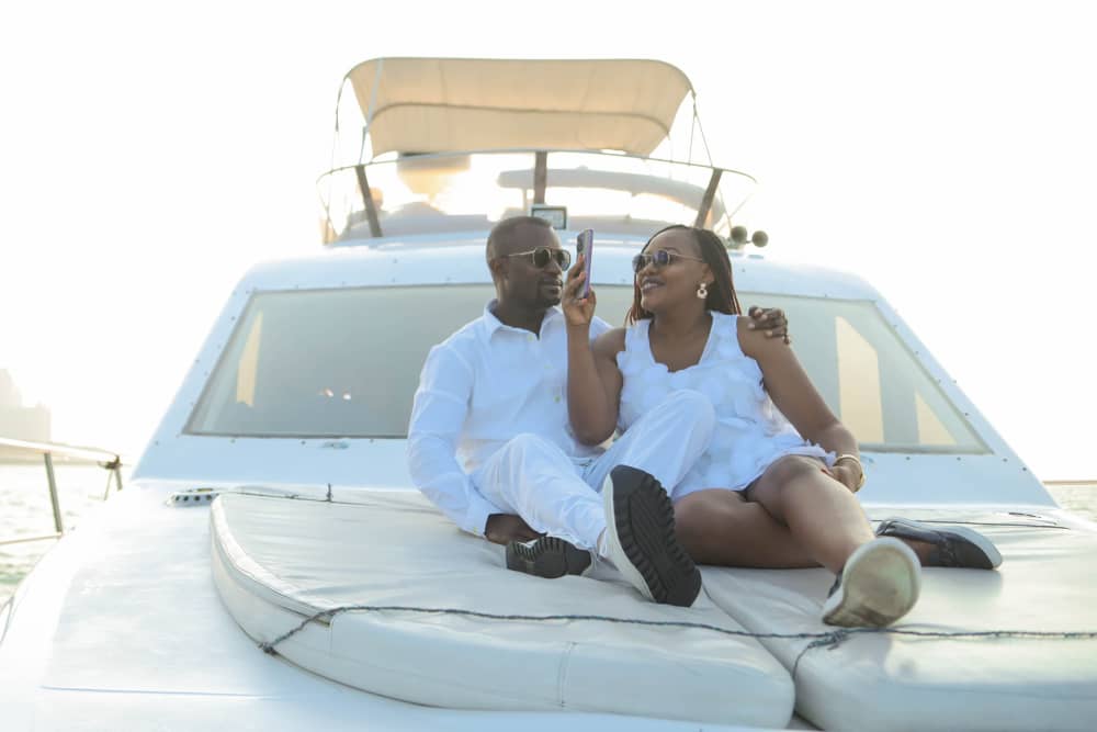 Tour di 4 ore in yacht di lusso intorno a Dubai