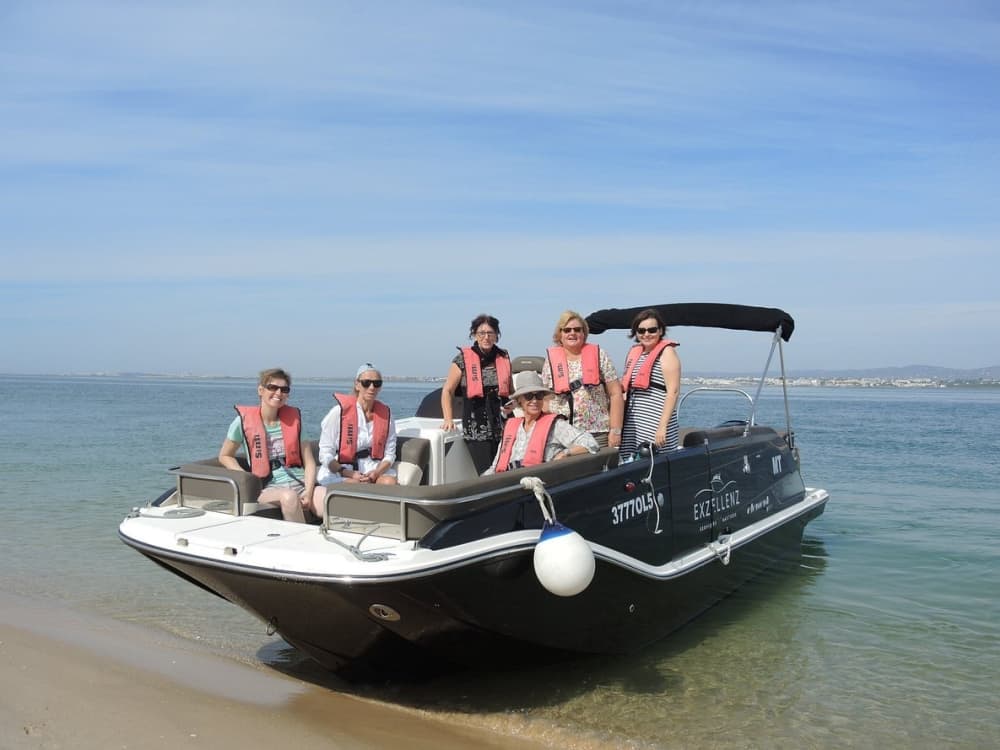 4 ore nella Ria Formosa: noleggia una barca a motore e goditi il viaggio.