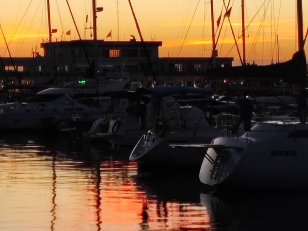 Smiling (4h). Atardecer por la bahia de Alicante