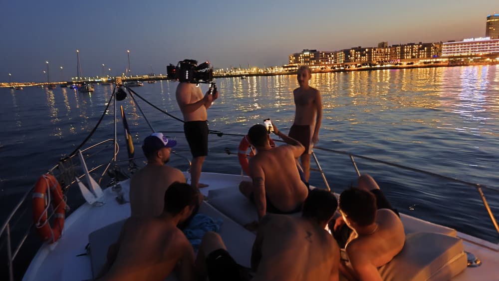 Smiling (4h). Atardecer por la bahia de Alicante