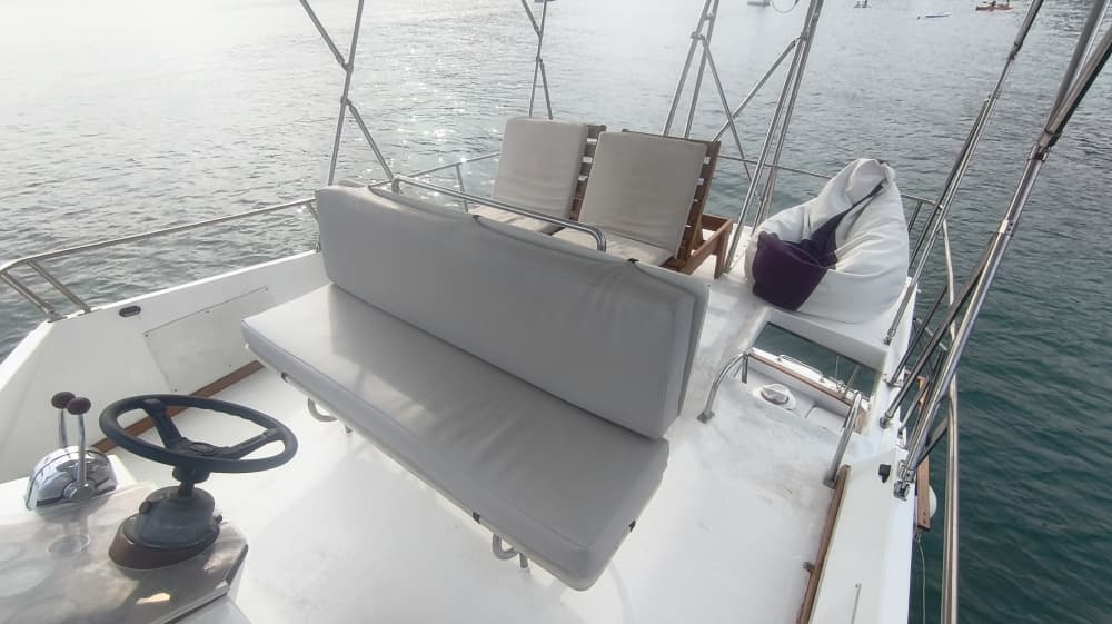 Sorrindo (4h). Passeio pela Baía de Alicante – Relaxamento e natureza