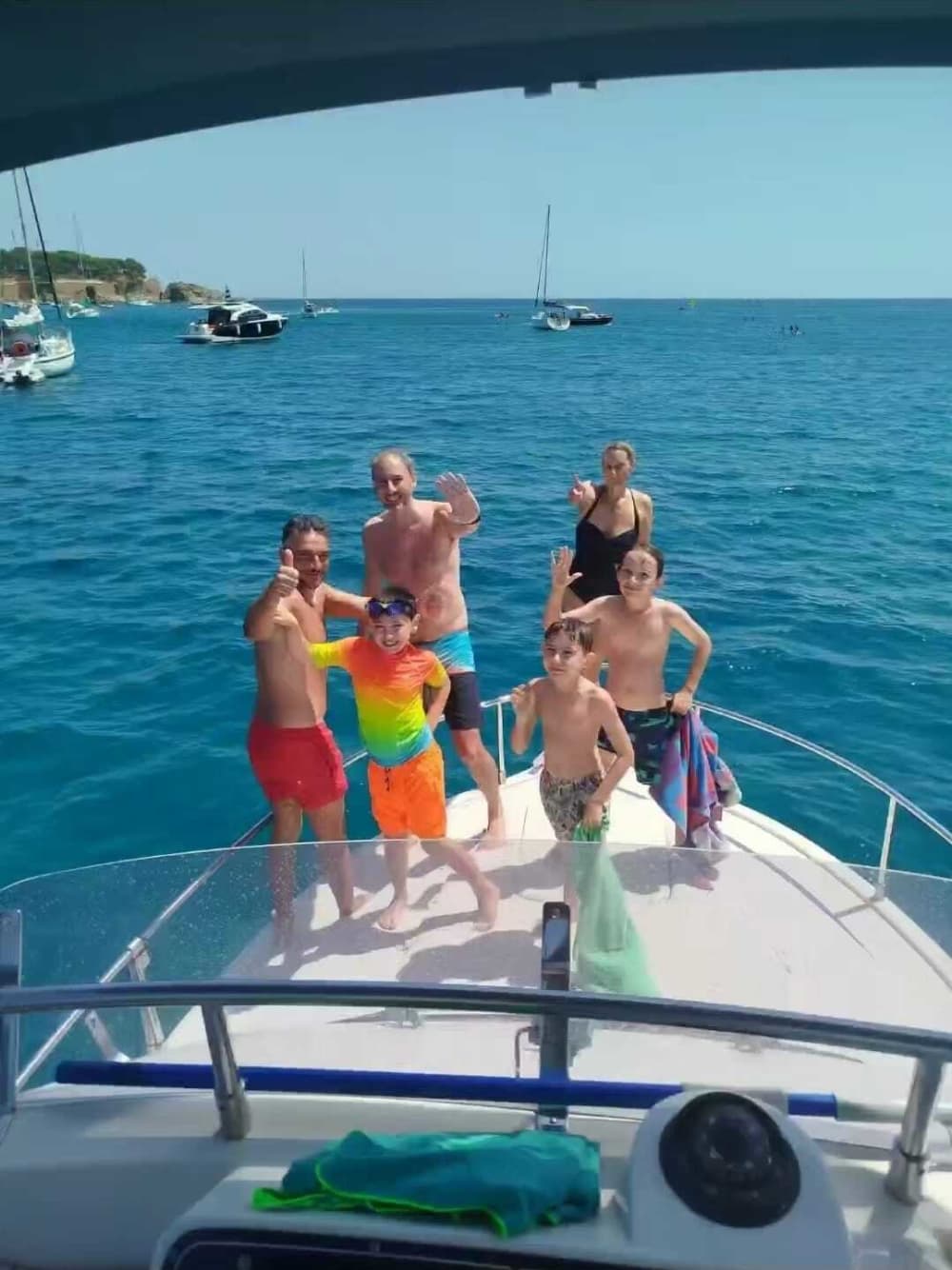Halbtägige Entdeckungstour durch Sant Feliu de Guíxols: Ihr Kurzurlaub auf einem Motorboot