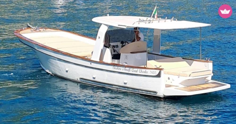 Tour in barca di mezza giornata sulla Costiera Amalfitana: un assaggio del paradiso via mare