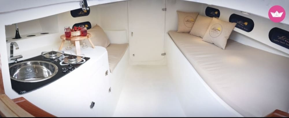 Tour in barca di mezza giornata sulla Costiera Amalfitana: un assaggio del paradiso via mare