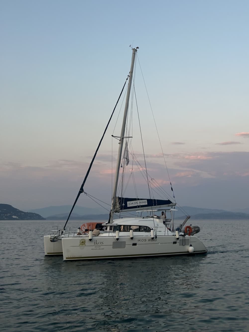 Tu propia odisea griega: un viaje de 8 horas en catamarán.
