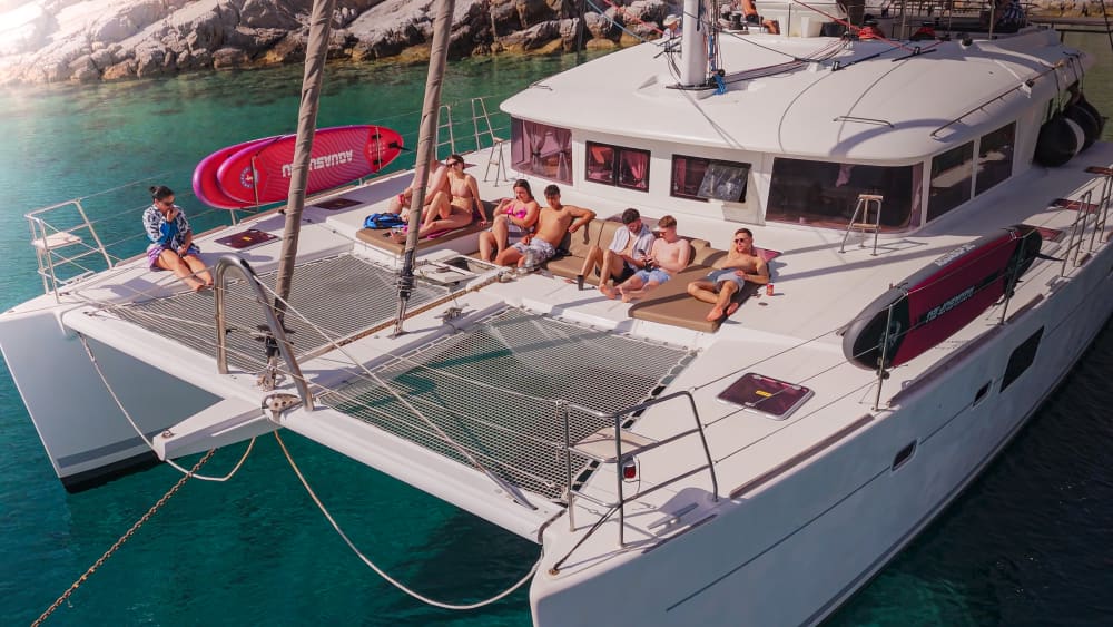 DIA ISLAND LYXKATAMARANKRYSSNING