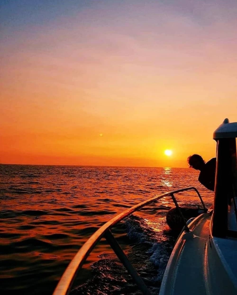 3,5 uur om Budva te verkennen per motorboot.