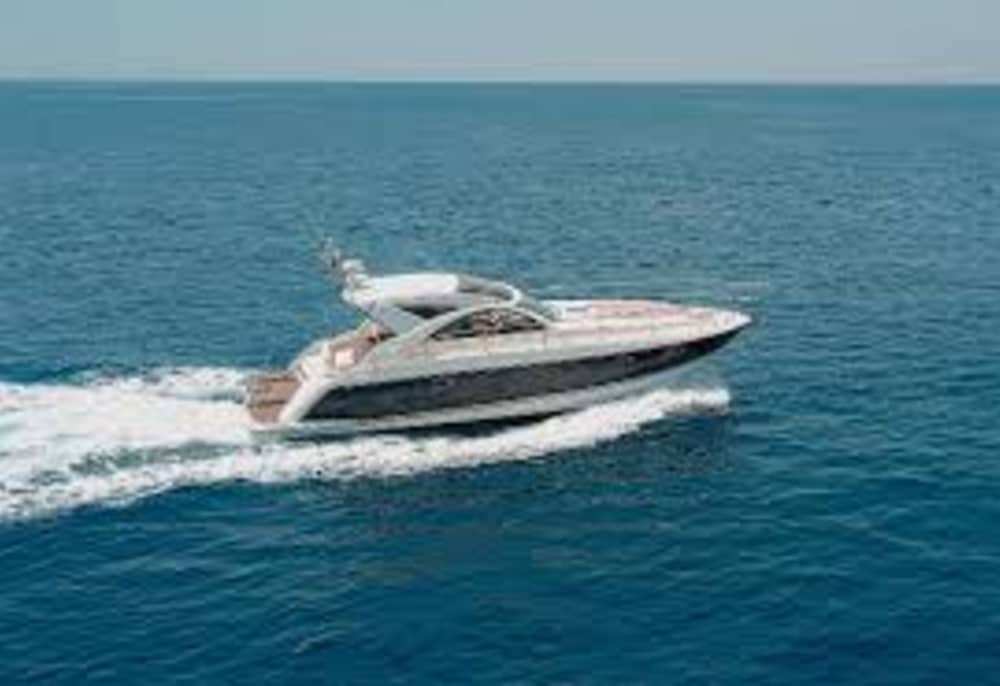 Menorca Discovery: Heldags yachtäventyr från Maó