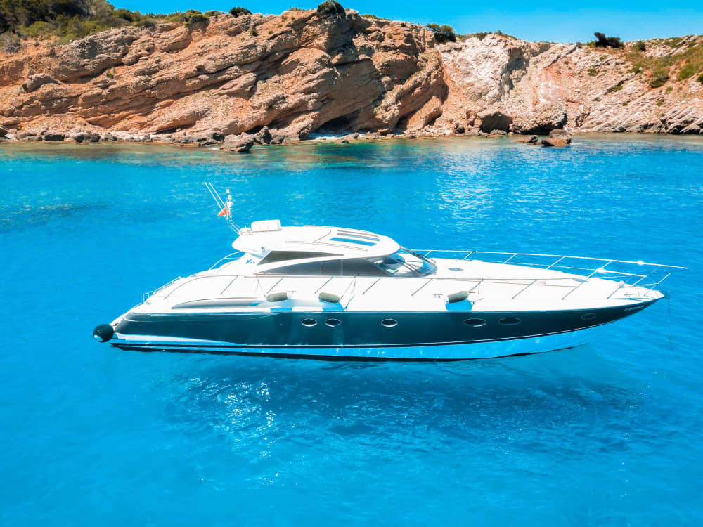 Halvdagars kustflykt från Mahón – dolda vikar och turkost vatten