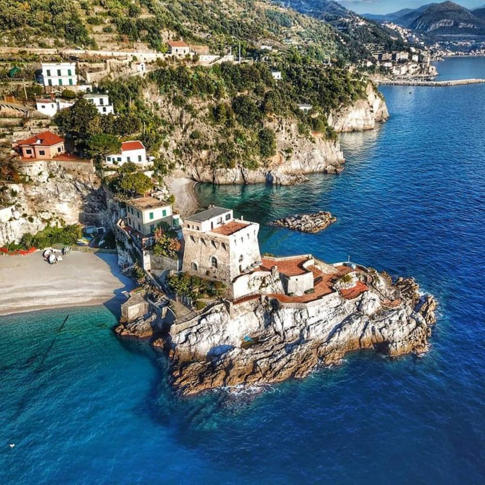 IDEA 58: Excursión privada de 4 horas a la costa amalfitana desde Salerno
