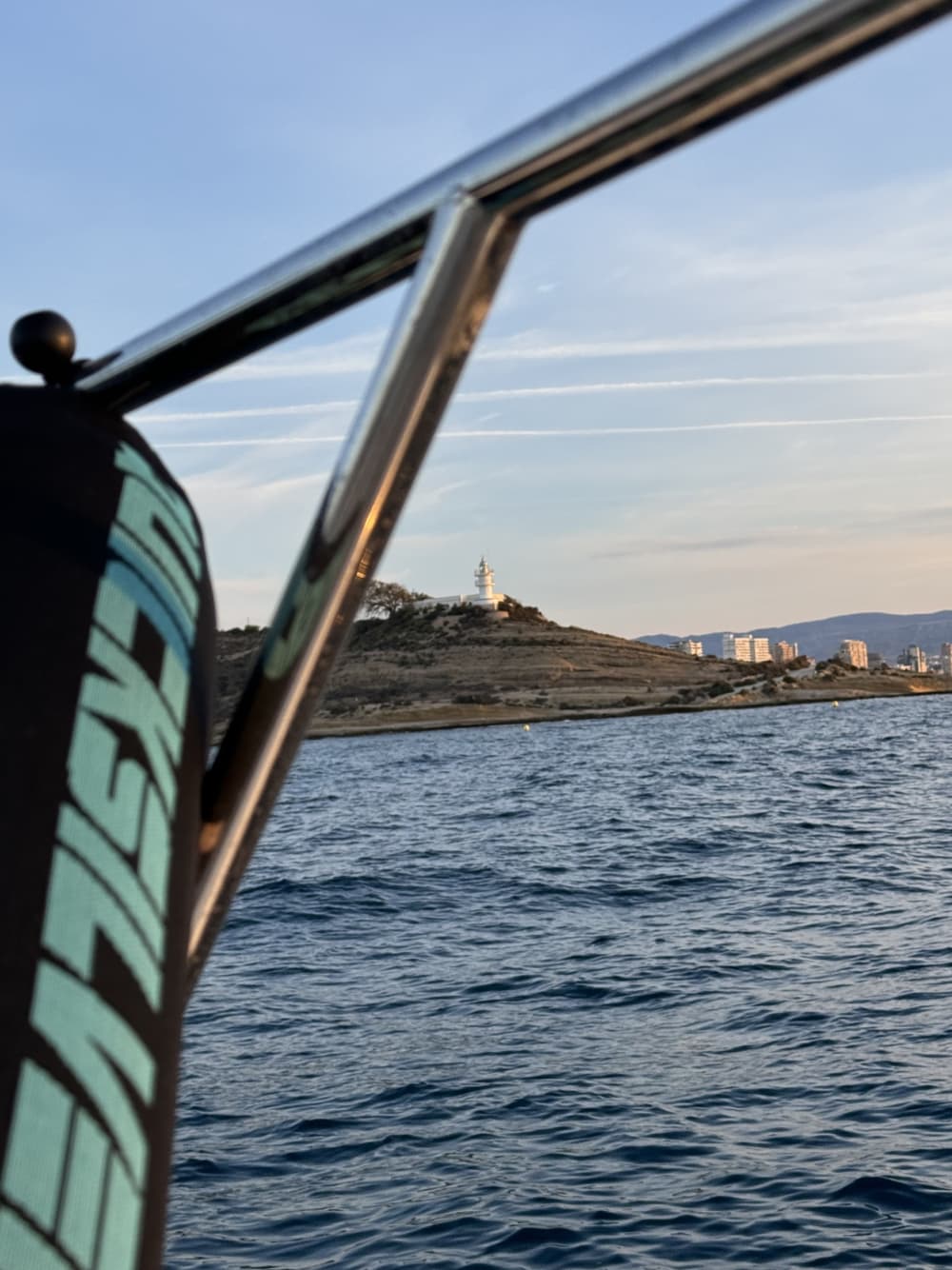ALL INCLUSIVE: Discover Tabarca Island with our 8-hour boat trip from Alicante, skipper and fuel included.