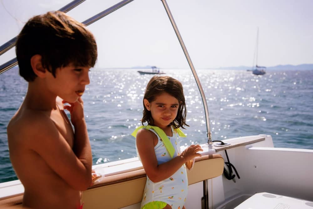 ALL INCLUSIVE: Discover Tabarca Island with our 8-hour boat trip from Alicante, skipper and fuel included.
