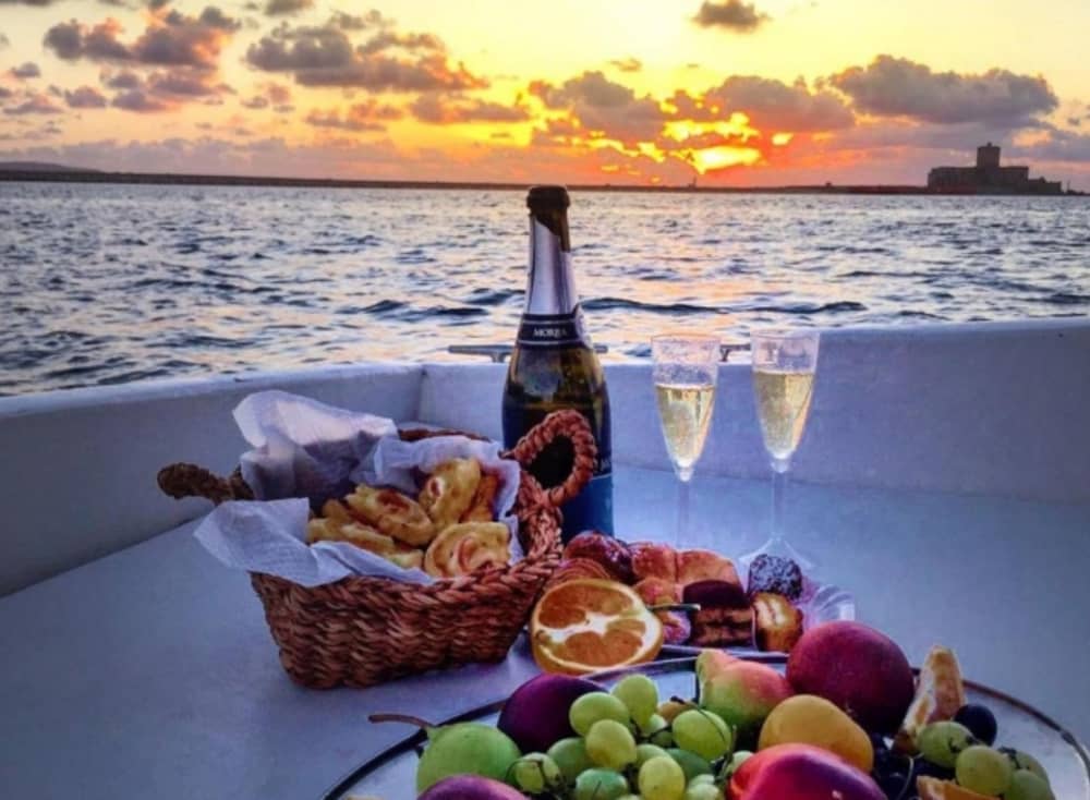 Amalfi Gold: Luxury Sunset Cruise from Maiori