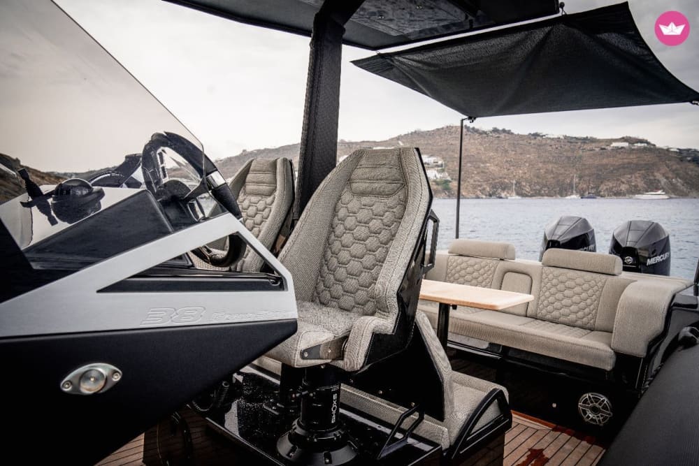 Mykonos Sea Experience: Εξερευνήστε τη Ρήνεια και τη Δήλο με στυλ