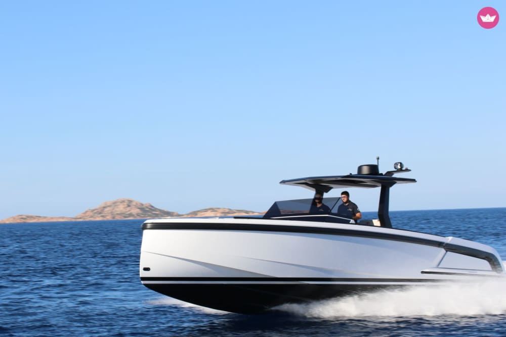 Power and style: an exclusive day aboard the Vanquish VQ40