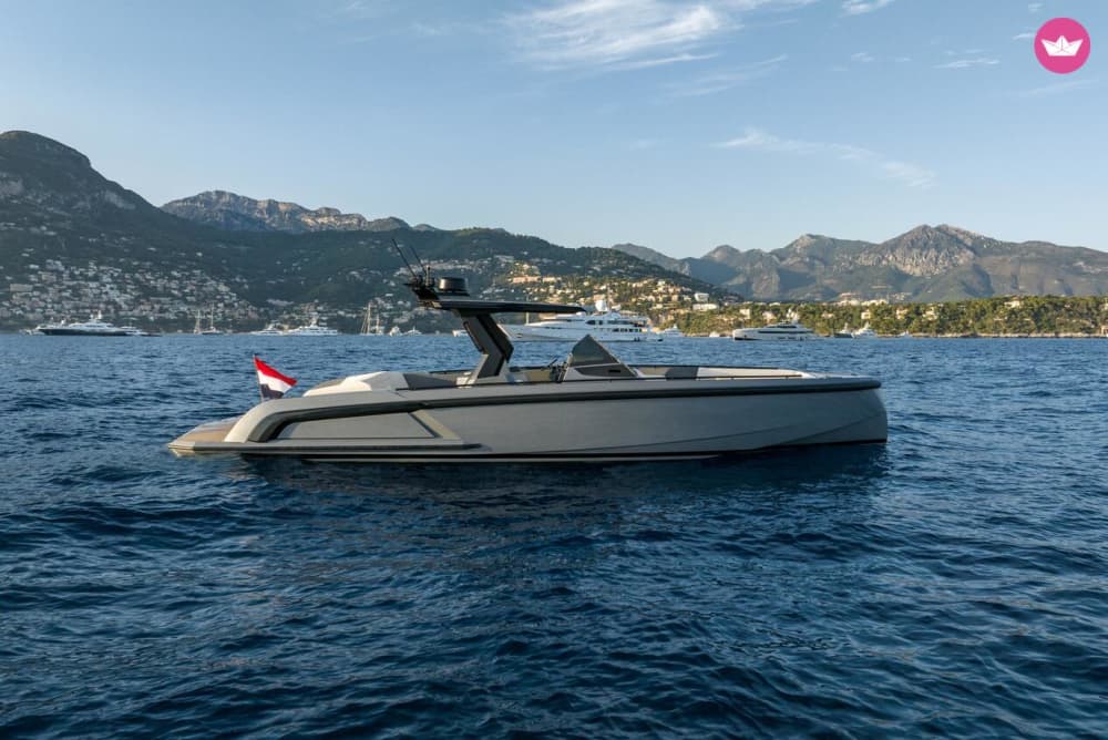 Power and style: an exclusive day aboard the Vanquish VQ40