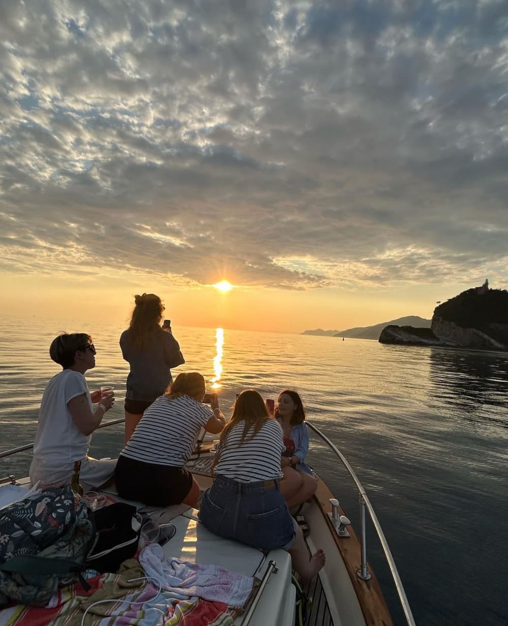 La hora dorada en la costa de Liguria