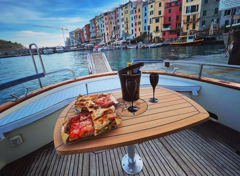La hora dorada en la costa de Liguria