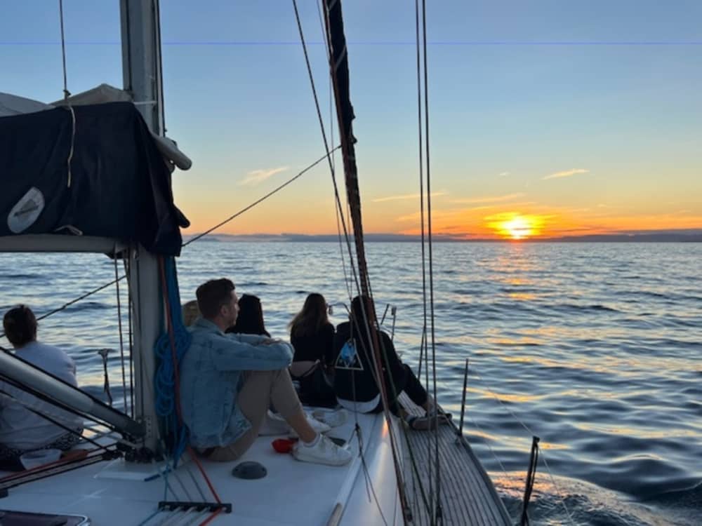 Segeln bei Sonnenuntergang in Marbella: Dem Zauber des Mittelmeers entgegen - 2 Stunden