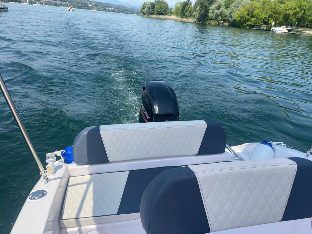 3 ore e mezza di sole intorno a Bisceglie in motoscafo