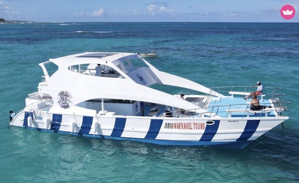 Unforgettable memories at sea: Spend 9h exploring Punta Cana