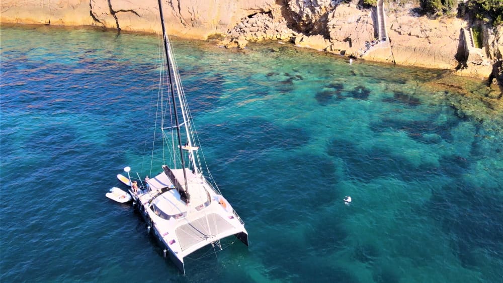 Escape & Snorkeling: The Sustainable Catamaran Adventure