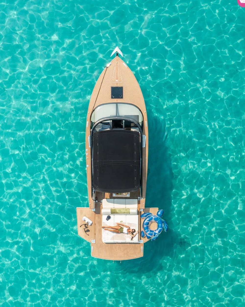 Erkunden Sie Hvars Südküste und die Pakleni-Inseln auf einer privaten ganztägigen Bootstour