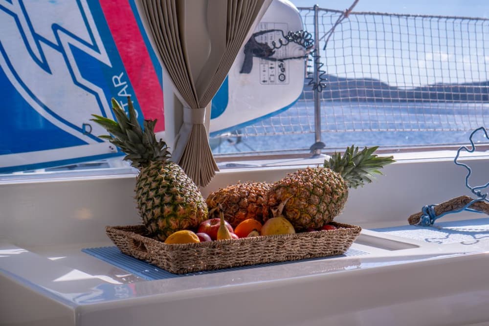 Passeio de catamarã esportivo pelo arquipélago de La Maddalena - Embarque em Cannigione