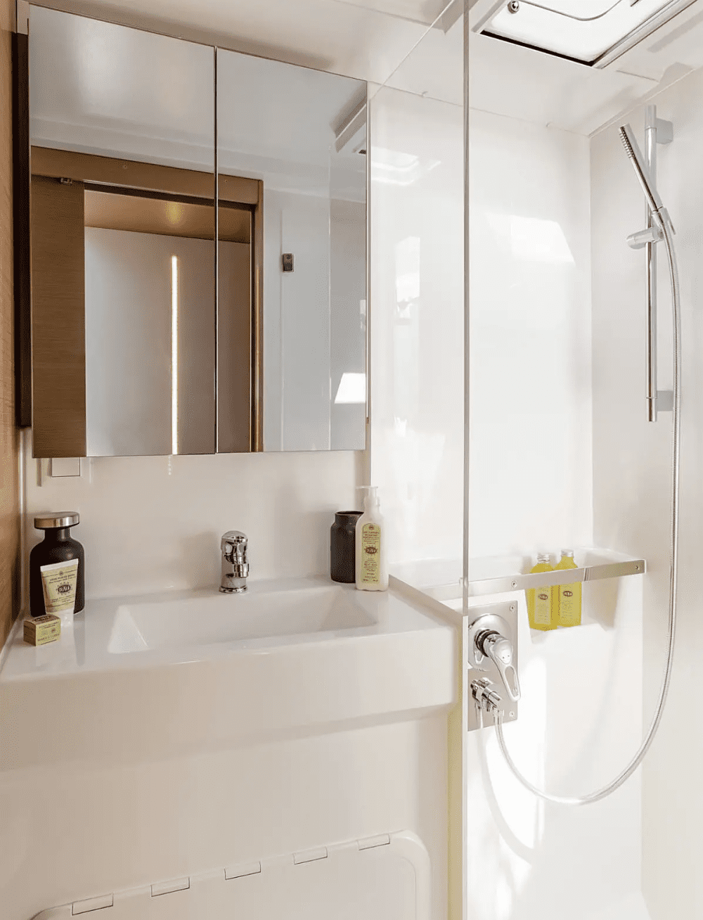 Full Day Catamaran from Cannigione: Nature, Sea and Wonder